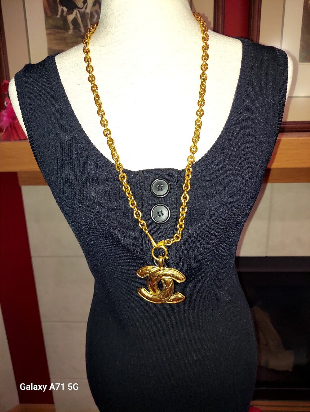 Classic Gold Plated Chanel Interlocking CC Matelasse Quilted Pendant Neclace!๐ - Picture 3 of 14